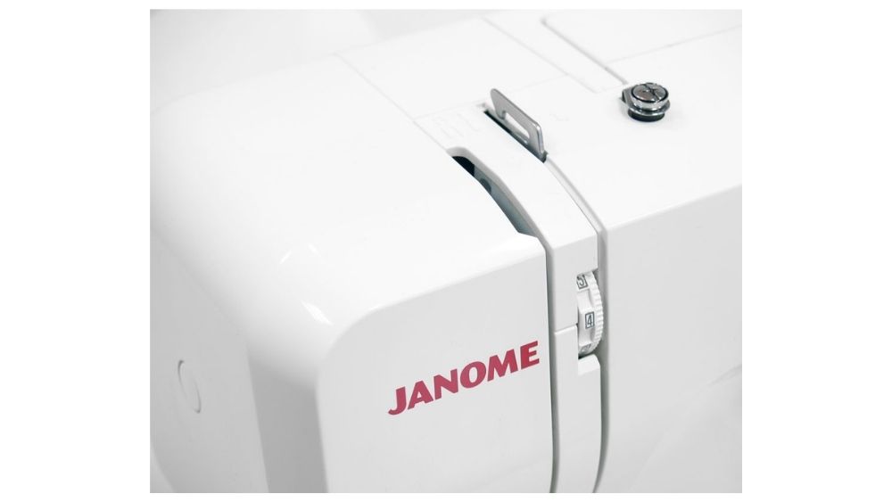Фото  Швейная машина Janome 2020 | Текстильторг
